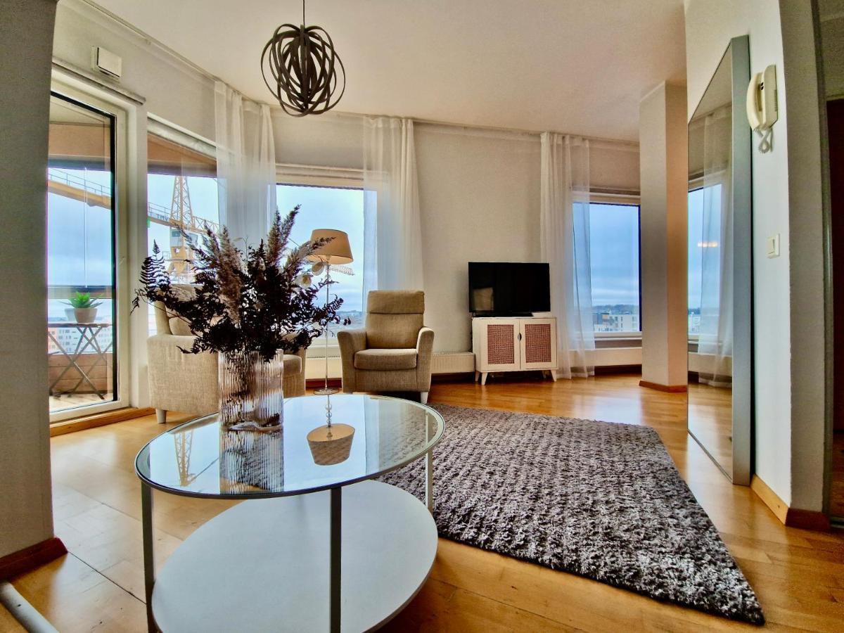 Lootsi Apartment With Sauna, Next To Old Town, City Center, Port تالين المظهر الخارجي الصورة