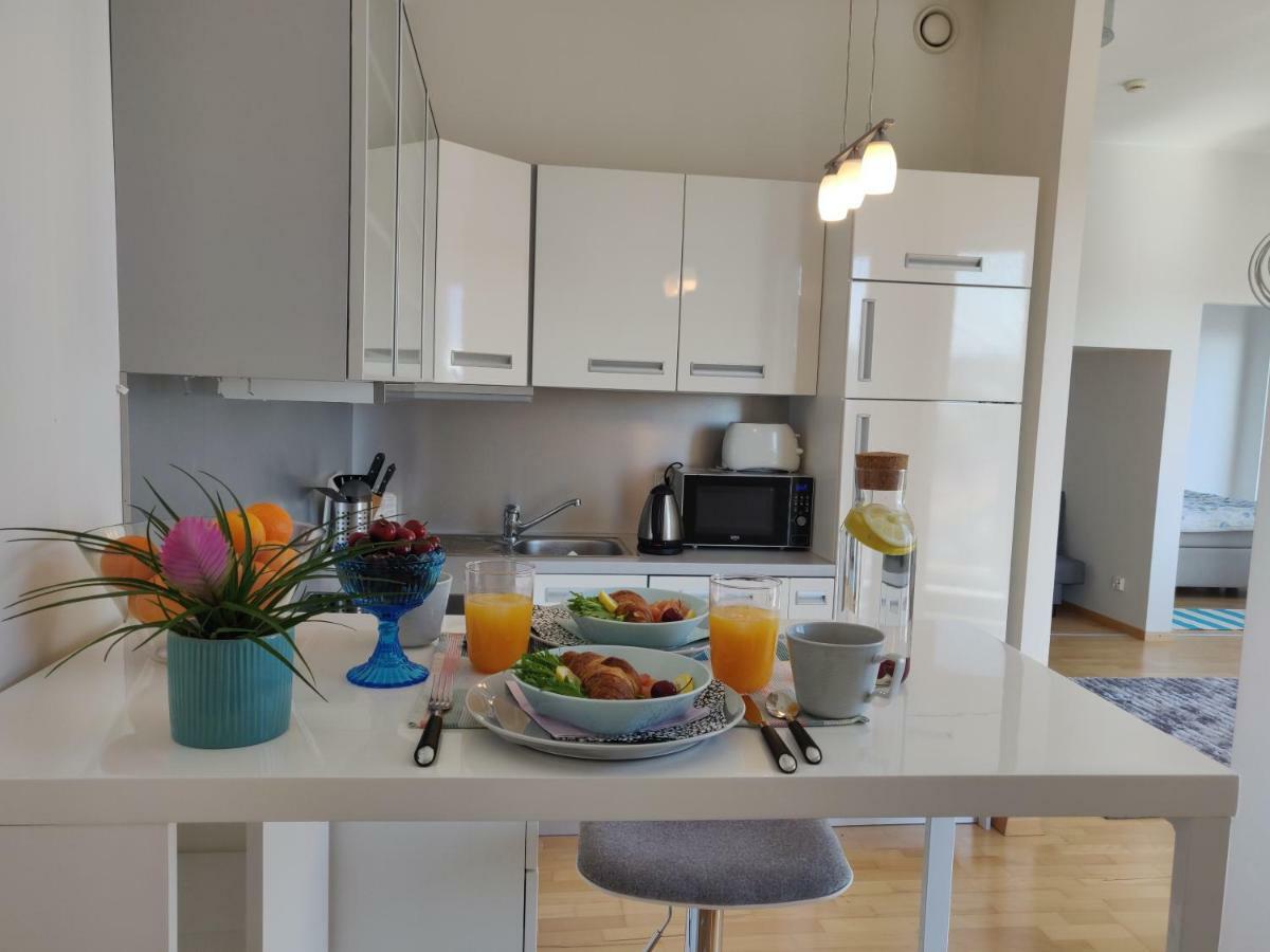 Lootsi Apartment With Sauna, Next To Old Town, City Center, Port تالين المظهر الخارجي الصورة
